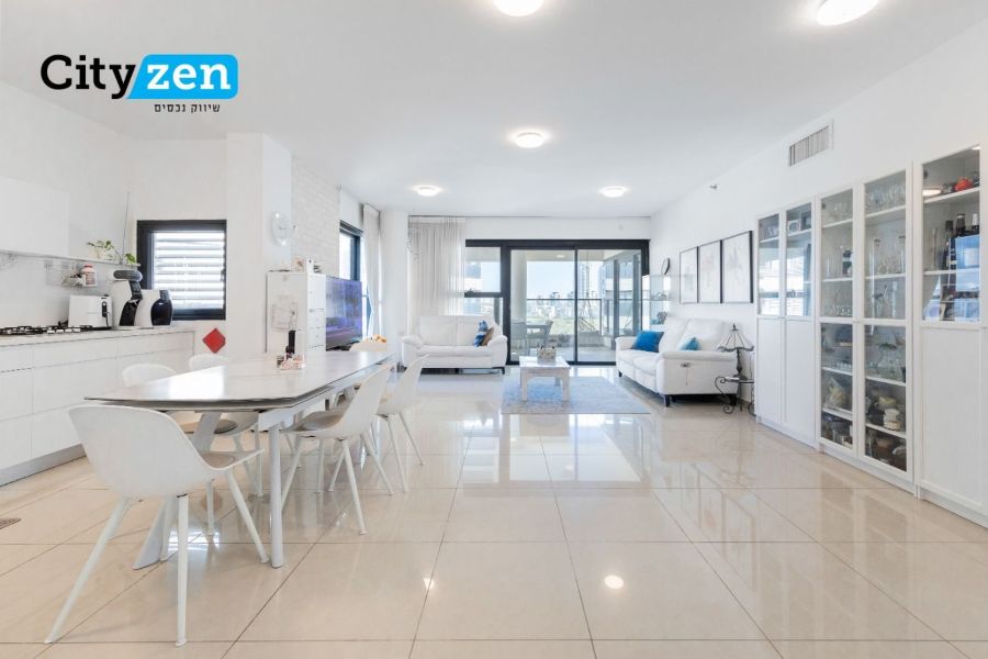 דירת 5 חדרים למכירה בעיר ימים, נתניה